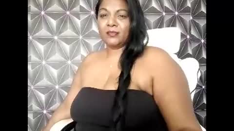 Snapshot of indiandelia chatting on 01-10-26, 09:11 indiandelia online show from 01-10-26, 09:11