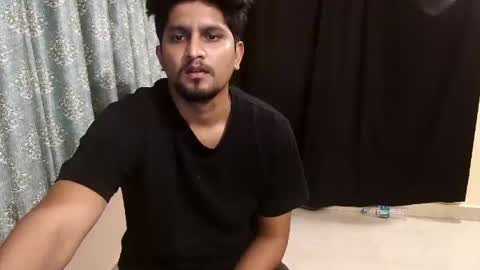 Snapshot of indiandesiguys2023 chatting on 05-02-26, 03:17 indian guys for you online show from 05-02-26, 03:17