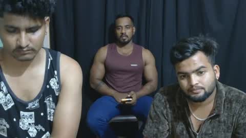 Snapshot of indiandesiguys2023 chatting on 06-11-26, 05:44 indian guys for you online show from 06-11-26, 05:44