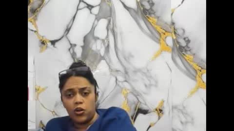 Lia online show from 05-07-26, 07:47