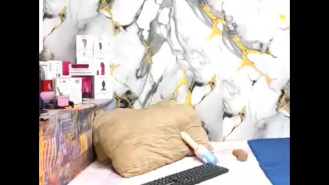 Lia online show from 05-08-26, 04:29