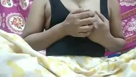 Snapshot of indiandrcam chatting on 04-16-26, 02:51 indiandrcam online show from 04-16-26, 02:51