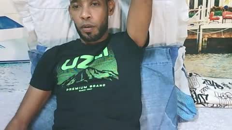 indianmagicmike69 online show from 07-09-26, 04:33