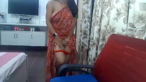 Radha online show from 04-25-26, 05:21