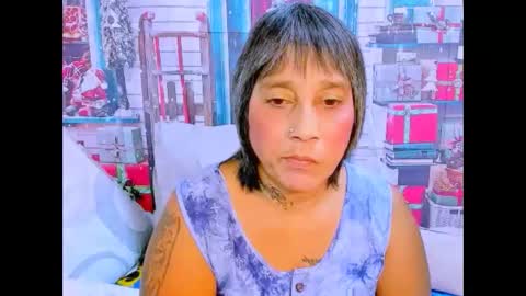 indianroxy27 online show from 12-18-25, 07:47