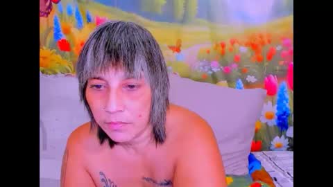 indianroxy27 online show from 04-14-26, 07:03