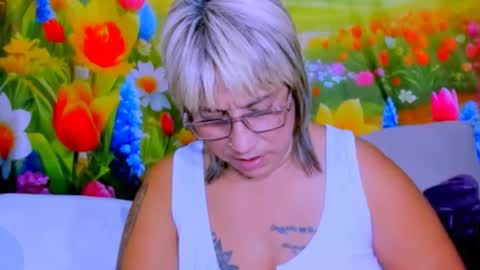 indianroxy27 online show from 07-25-26, 07:50