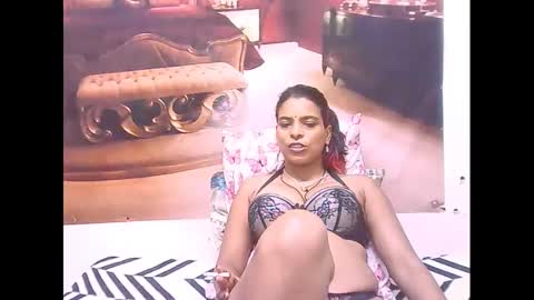 Snapshot of indiansexyass4u2luv chatting on 03-03-25, 06:12 indiansexyass4u2luv online show from 03-03-25, 06:12