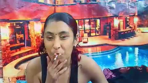 indiansexybutt4u2luv online show from 06-05-26, 06:52