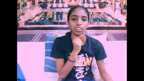 indiansexyslender4u2luv online show from 02-04-25, 05:53