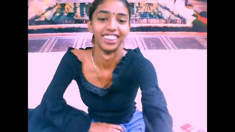 indiansexyslender4u2luv online show from 02-07-25, 06:14