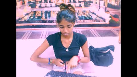 indiansexyslender4u2luv online show from 02-08-25, 08:42