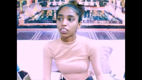 indiansexyslender4u2luv online show from 02-10-25, 06:20