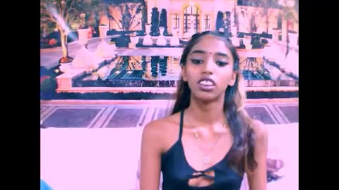 indiansexyslender4u2luv online show from 02-19-25, 09:28