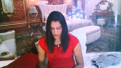 Snapshot of indiansexysmyle chatting on 11-13-25, 01:15 Azi online show from 11-13-25, 01:15