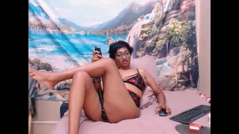 Snapshot of indianspicy69 chatting on 02-22-25, 12:38 Shreya online show from 02-22-25, 12:38