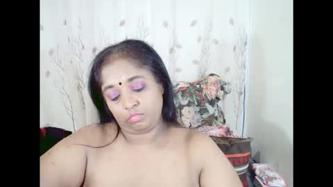 Snapshot of indiantasha chatting on 04-28-26, 02:27 indiantasha online show from 04-28-26, 02:27