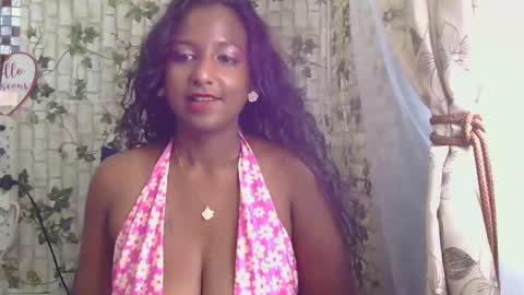 Snapshot of indiantina01 chatting on 01-28-25, 07:00 tina online show from 01-28-25, 07:00