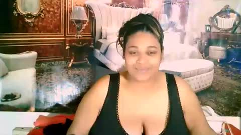 Snapshot of indianyummy chatting on 10-12-25, 04:39 Kajol online show from 10-12-25, 04:39