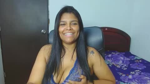 Snapshot of indica_18 chatting on 12-04-24, 11:41 Aleja vallejo online show from 12-04-24, 11:41