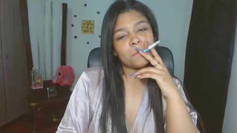 Snapshot of indica_18 chatting on 09-29-25, 03:22 Aleja vallejo online show from 09-29-25, 03:22