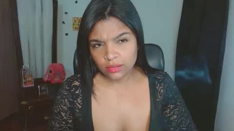 Snapshot of indica_18 chatting on 10-05-25, 08:07 Aleja vallejo online show from 10-05-25, 08:07