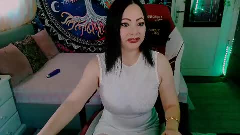Snapshot of indica_me chatting on 06-24-26, 06:01 indica_me online show from 06-24-26, 06:01