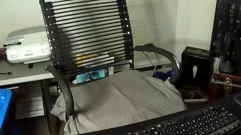 Snapshot of indigolvr chatting on 01-18-26, 01:09 BroLOU online show from 01-18-26, 01:09