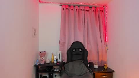 Diana online show from 01-31-25, 07:18