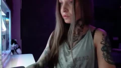 Snapshot of inesdesire chatting on 02-03-25, 10:43 InesDesire online show from 02-03-25, 10:43