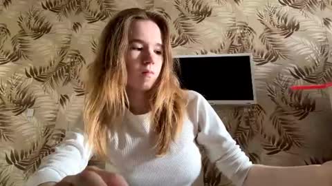Snapshot of inespacheco chatting on 06-12-26, 01:54 Sofia online show from 06-12-26, 01:54