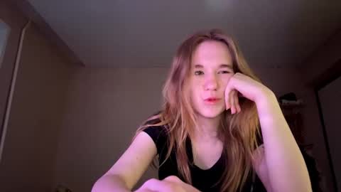 Snapshot of inespacheco chatting on 06-24-26, 05:12 Sofia online show from 06-24-26, 05:12