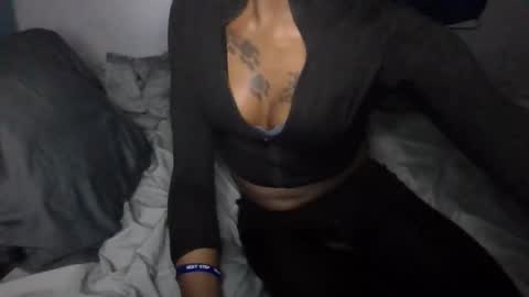 kendaLin online show from 05-16-26, 02:38