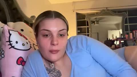 Snapshot of ingrid6969 chatting on 11-11-25, 12:10 Ingrid online show from 11-11-25, 12:10