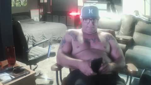 init2dentit online show from 03-11-26, 07:58