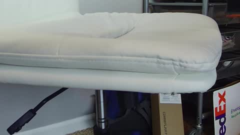 Hanging Out online show from 12-14-24, 07:57