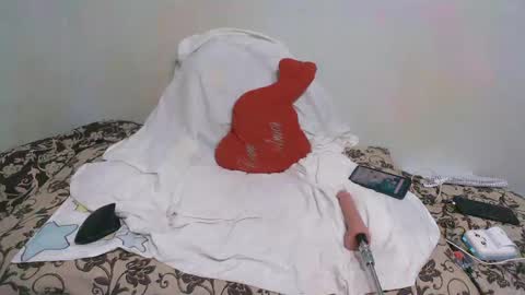 Snapshot of ink_bella chatting on 12-04-24, 12:47 ink bella online show from 12-04-24, 12:47