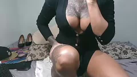 ink bella online show from 06-19-26, 10:24