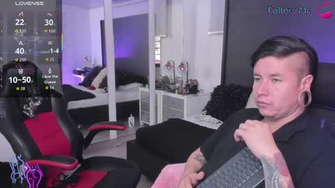Snapshot of inkedsinners_ chatting on 06-09-26, 11:55 inkedsinners_ online show from 06-09-26, 11:55