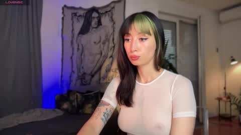 Xenia online show from 11-17-25, 01:28