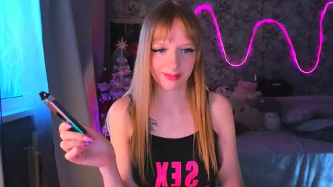 Snapshot of inma_lewdness chatting on 12-18-24, 12:18 Grace online show from 12-18-24, 12:18