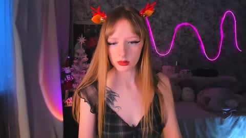 Snapshot of inma_lewdness chatting on 12-26-24, 11:54 Grace online show from 12-26-24, 11:54