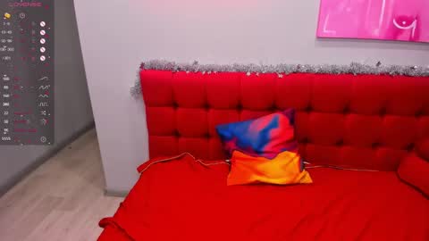 Snapshot of innalovely chatting on 01-05-25, 10:43 Inna online show from 01-05-25, 10:43