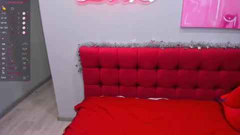 Snapshot of innalovely chatting on 01-12-25, 04:42 Inna online show from 01-12-25, 04:42