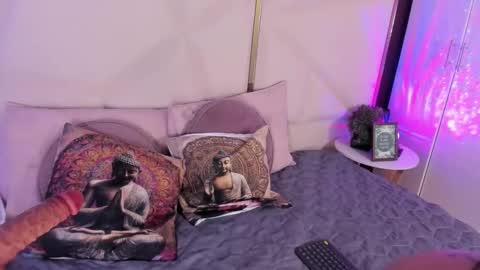 Indra online show from 03-11-26, 04:18