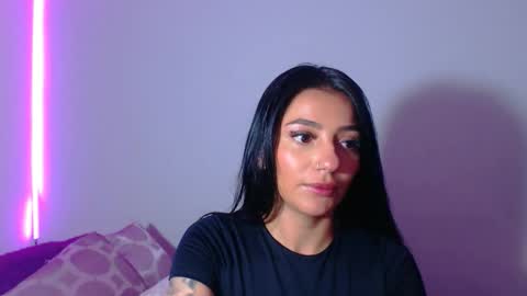 Abril online show from 02-13-26, 03:24