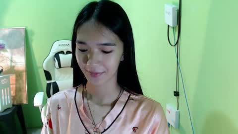 Reign online show from 11-06-25, 06:42