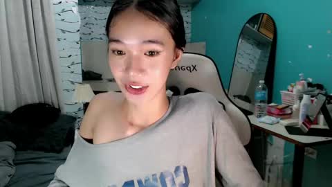 Reign online show from 05-13-26, 02:47