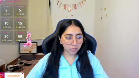 Luna        online show from 06-10-26, 02:01