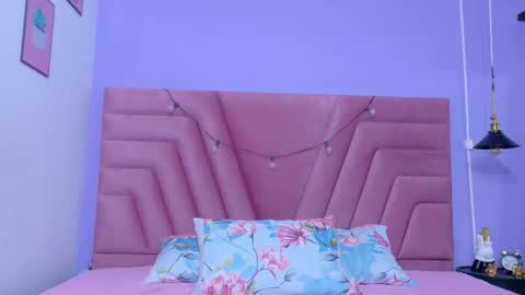 innocenthazel online show from 12-14-25, 12:32